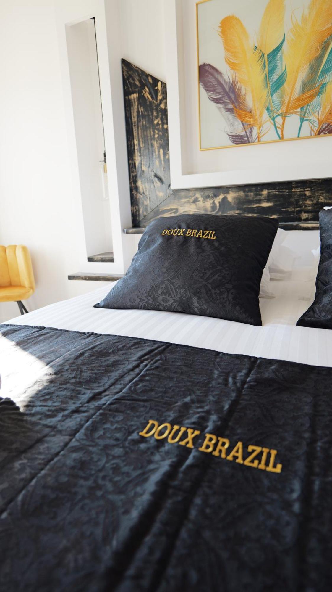 Lisle-sur-Tarn Chambres D'Hotes Doux Brazil מראה חיצוני תמונה